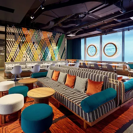 Hotel Aloft By Marriott Munich