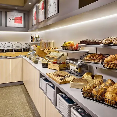 Hotel Aloft By Marriott Munich
