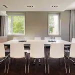 Aloft Hotel 4*