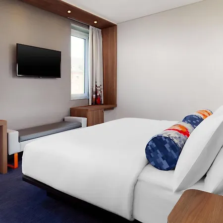 Aloft By Marriott 4* Münih